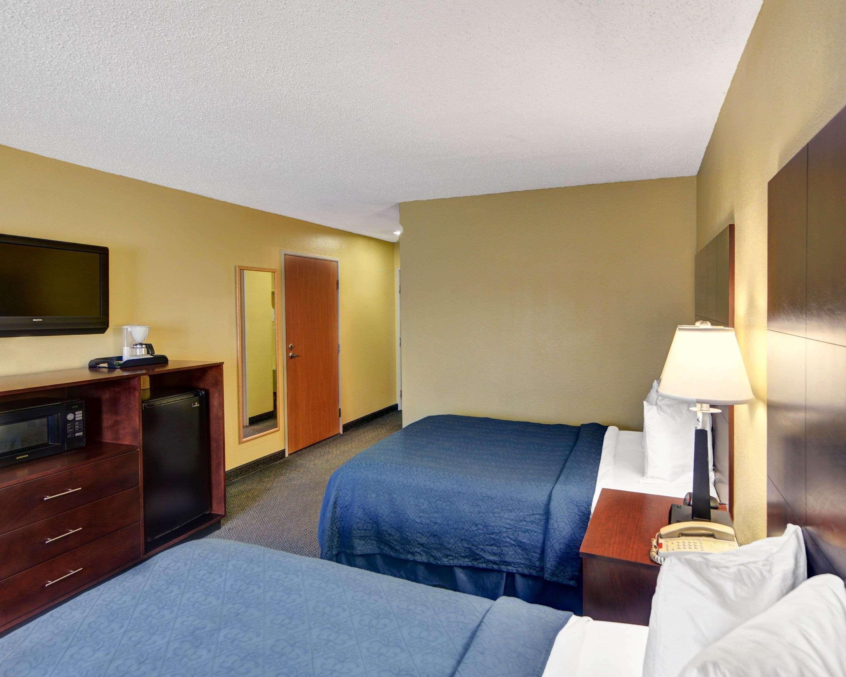 Quality Inn & Suites Grand Prairie Exterior foto